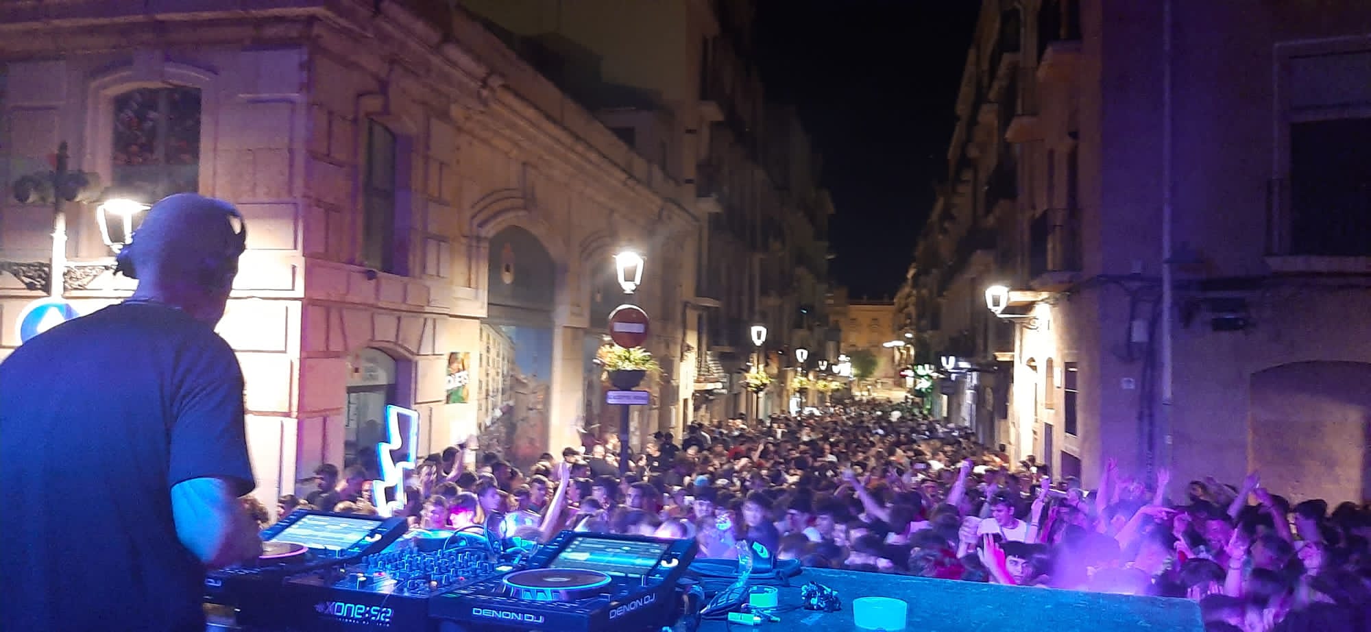 821787db-bd1d-4849-a33f-bf4a871ae08a